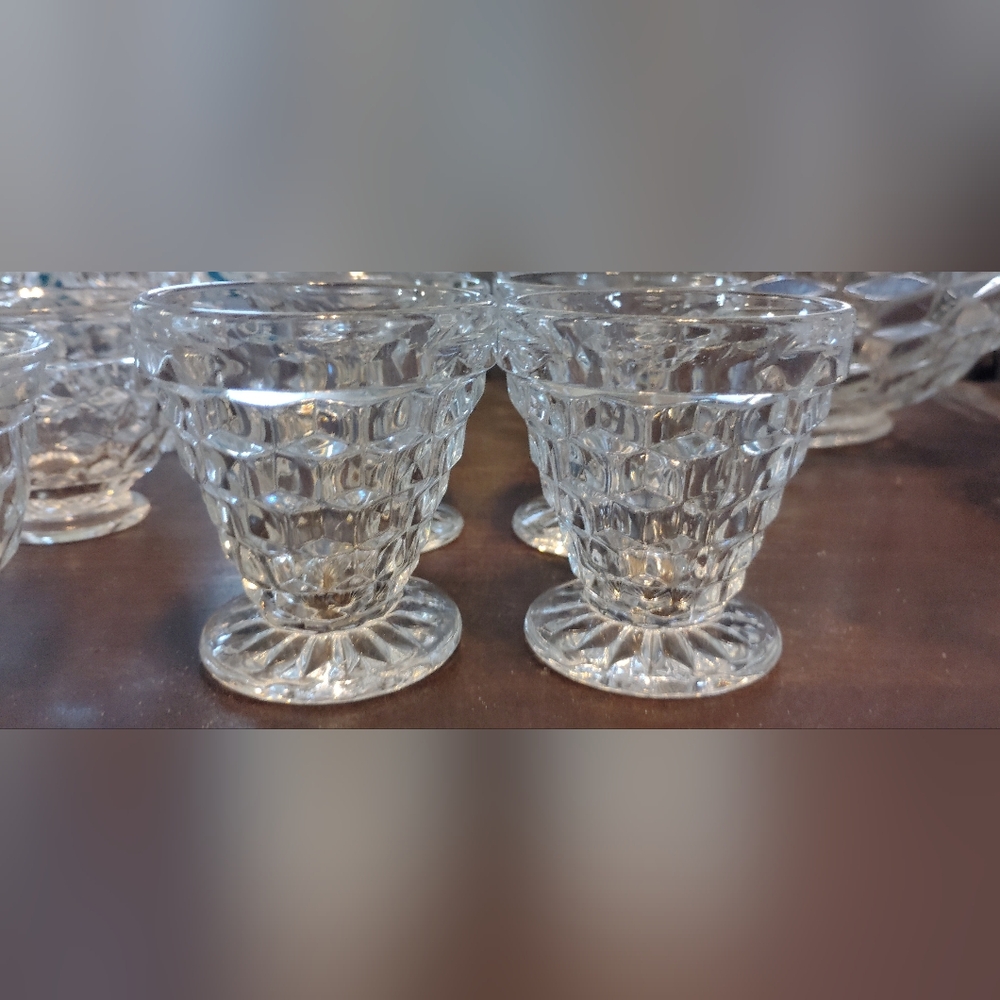 Footed oyster cocktail